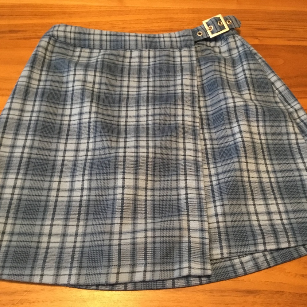 Brandy Melville- John Galt plaid skirt